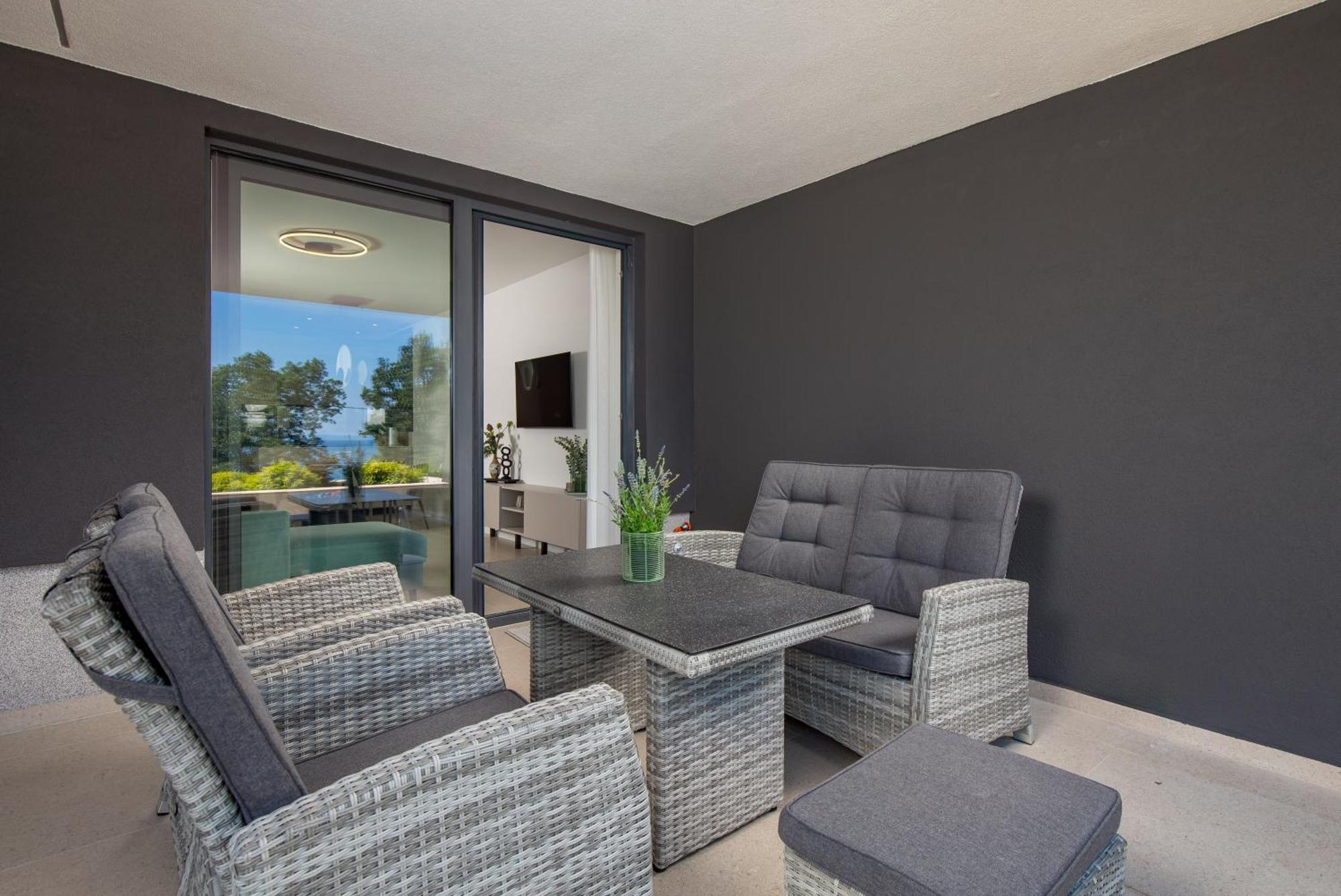 Dream By The Sea Apartment Opatija Bagian luar foto